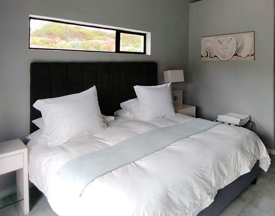 5 Bedroom Property for Sale in Brackenridge Western Cape